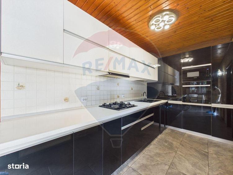 Casa / Vila Tancabesti 6 camere de inchiriat - 9