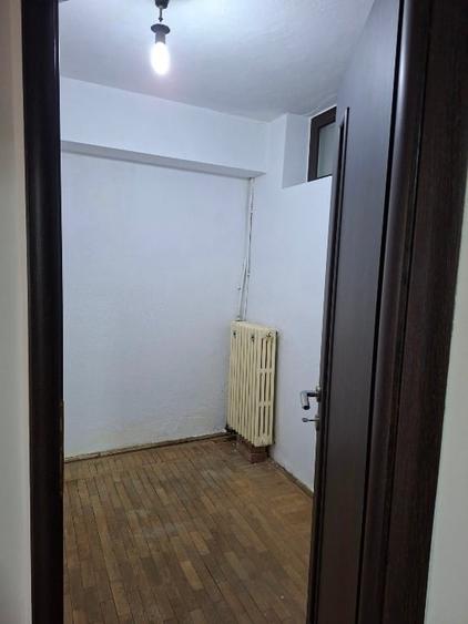 Vanzare apartament 3 camere - 7