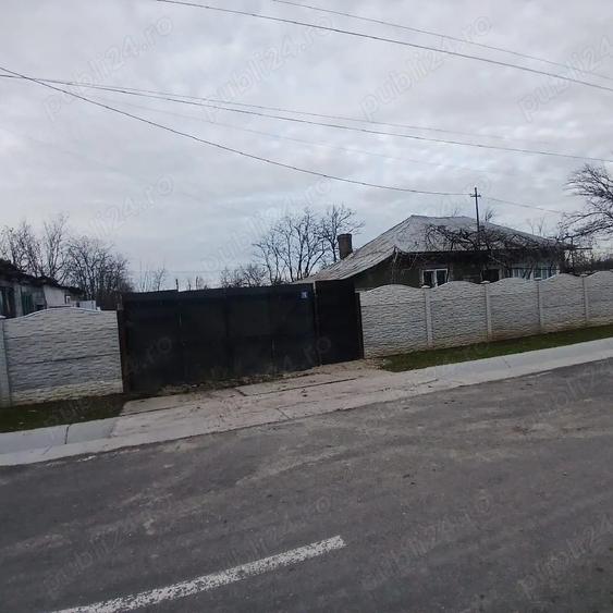 vand casa la ?ara - 1