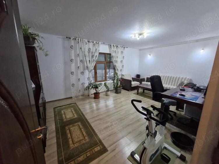 Casa cu etaj 4 cam 126 mp - 1