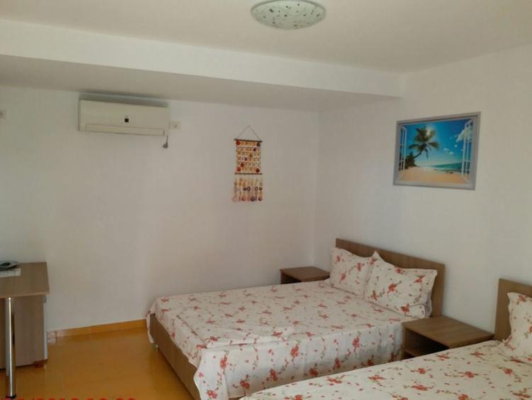 Vand pensiune localitatea 2 Mai - 7