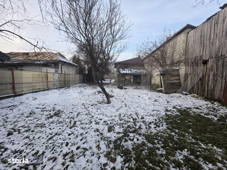 Casa de vanzare, 667 mp, zona Razvad - 11