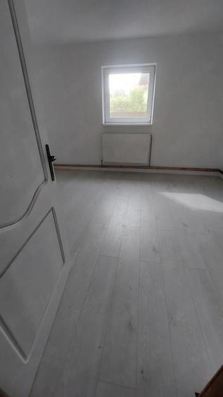 Casă cu Teren 690 Mp în Central