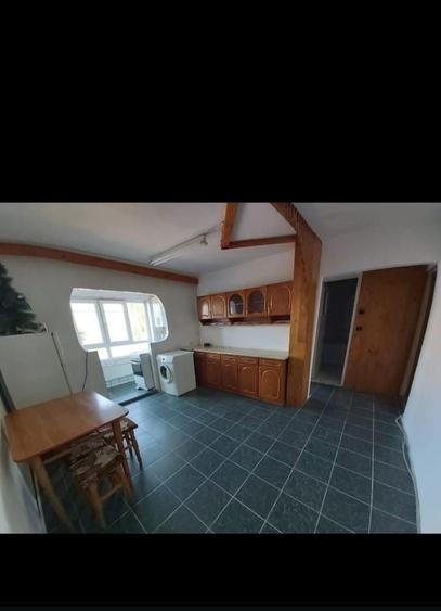 Apartament cu 2 camere decomandat în Între Lacuri
