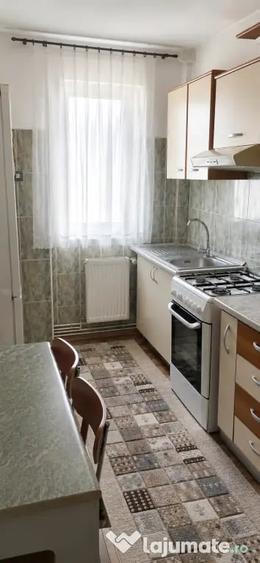 Apartament cu 2 camere semidecomandat în Noua