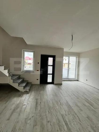 Duplex , stadiu finisat, zona Radauti - 7