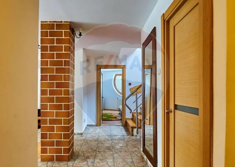 Vila/ Casa de vacanta Predeal/ piscina interioara ! - 9