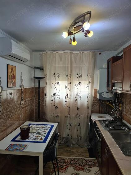 apartament de vanzare - 1