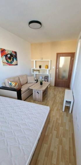 Garsoniera de inchiriat in zona Dristor