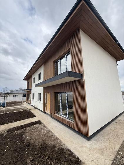 Casa tip duplex Hlincea - 1