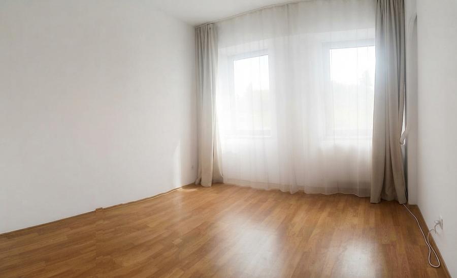 Apartament cu 3 camere în P-ța Unirii