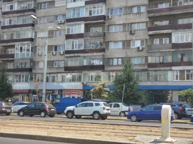 PANTELIMON- Spital- 83  mp - 1.400 EURO - 2
