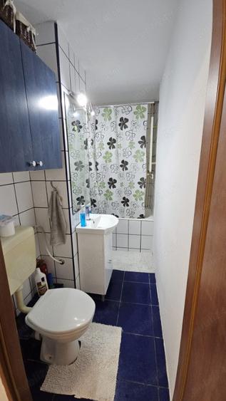Apartament cu 2 camere decomandat în Drumul Taberei