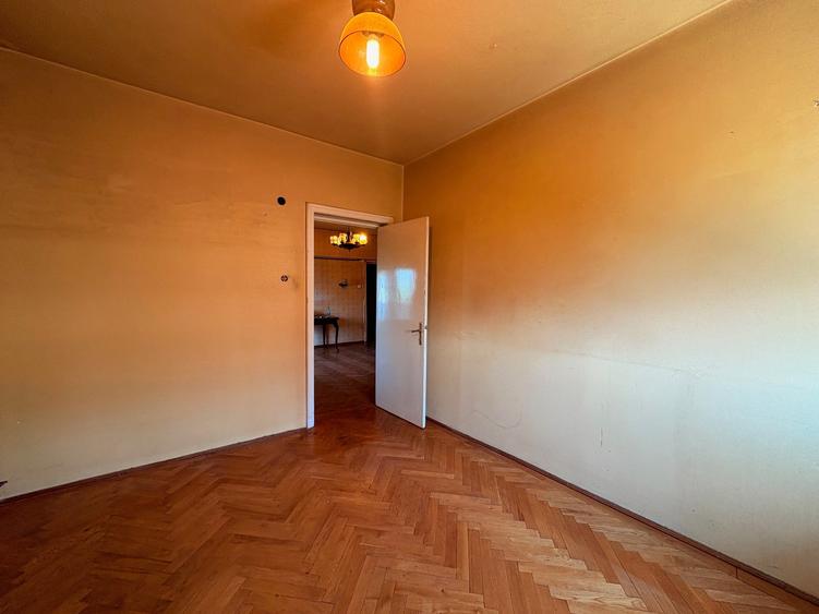 3 cam Piata Alba Iulia strada Valeriu Braniste, CENTRALA PROPRIE, etaj 4 - 18