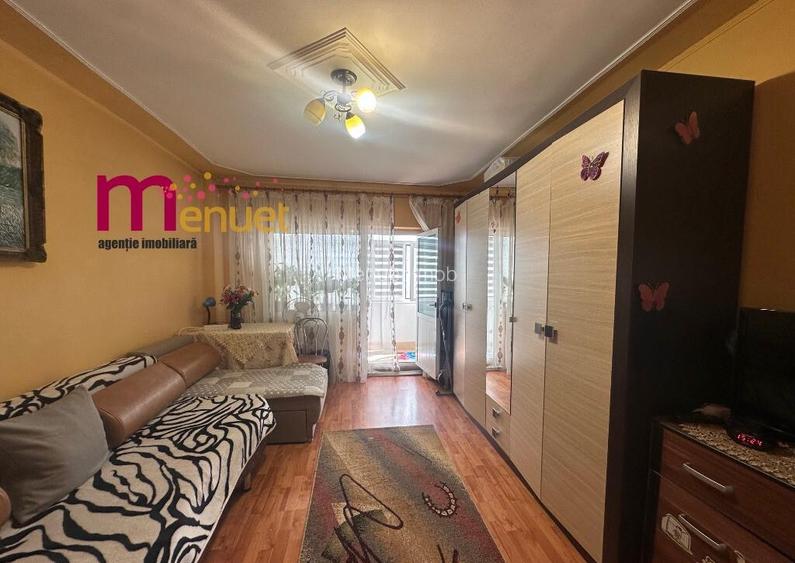 Apartament 2 camere,str.Victoriei,etaj 4+pod Apartament 2 camere,str.Victoriei,etaj 4+pod