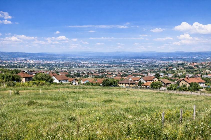 Teren Intravilan 2.400 MP | TOATE UTILITĂȚILE | Bărăbanț | PARCELABIL ! - 1