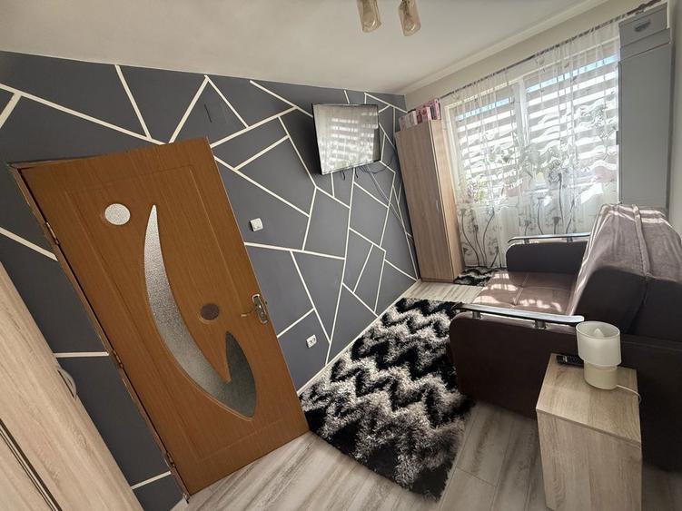 De Vanzare Apartament cu 2 camere - 8