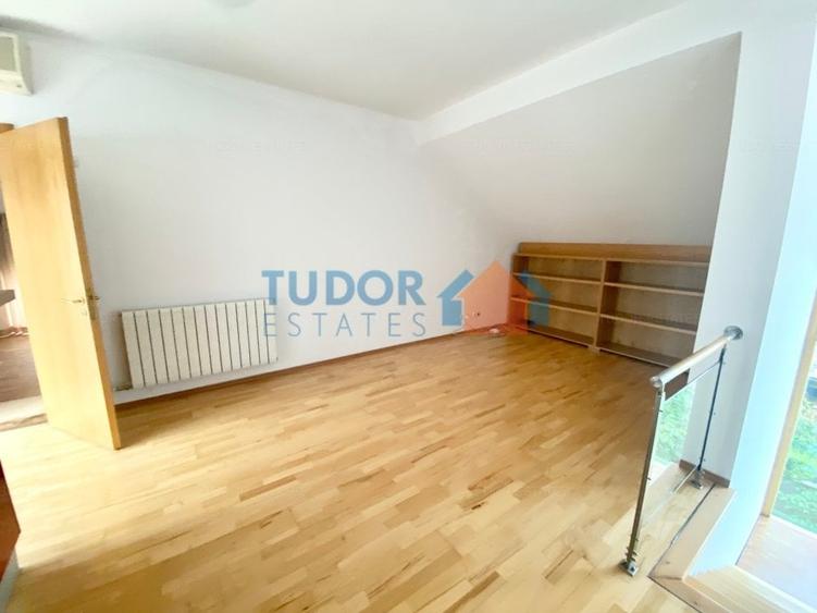 Vila superba cu 5 dormitoare de vazare in complex cu piscina - 24