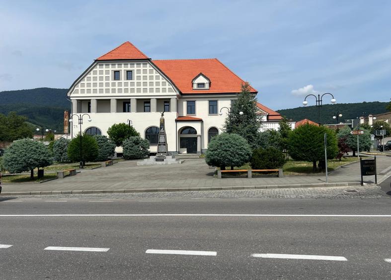 Spatiu comercial de inchiriat pe Strada Lunga 111, Codlea - 6