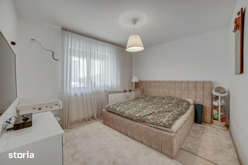 Apartament cu 4 camere decomandat, mobilat în Sisești
