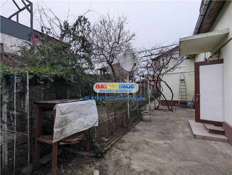 Rahova-Margeanului casa 100 mp, teren 315 mp,deschidere 13,5 ml,garaj - 12