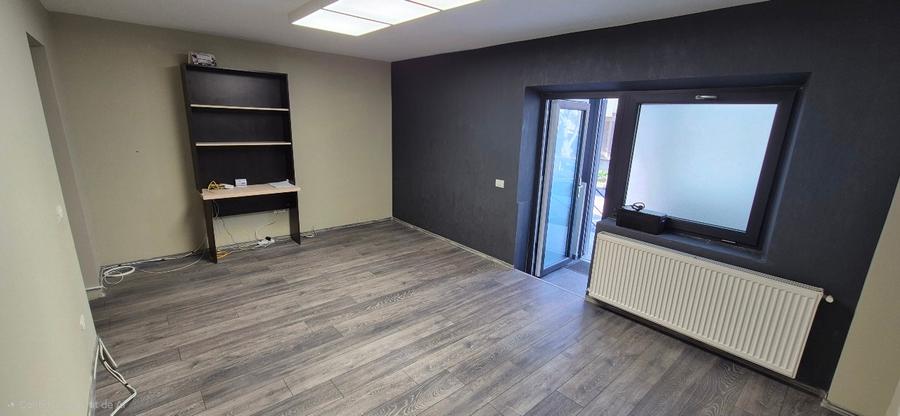 Ofer spre închiriere spațiu comercial – 60 mp, parter bloc zona centrala - 5