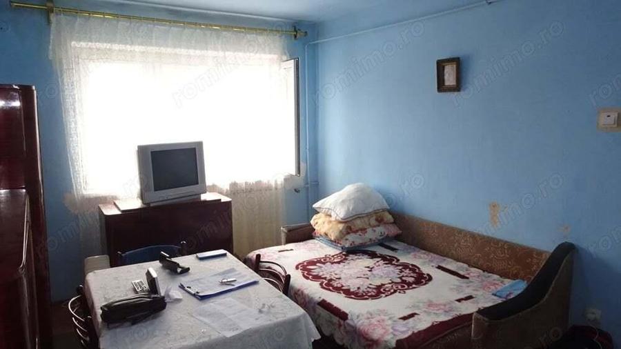 Vand apartament 2 camere in Deva, zona Al. Constructorilor, suprafata utila 46, 48 mp + balconul - 4