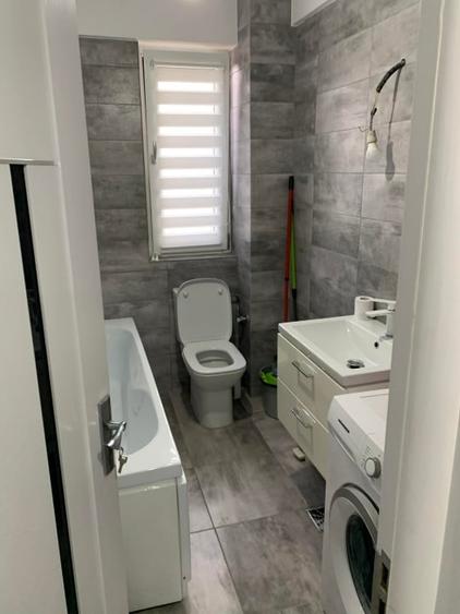 Închiriez apartament 2 camere - 2