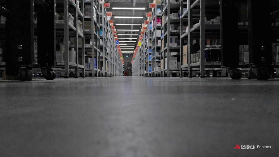 Hala 3026mp, teren 13653mp, Dumesti - 2