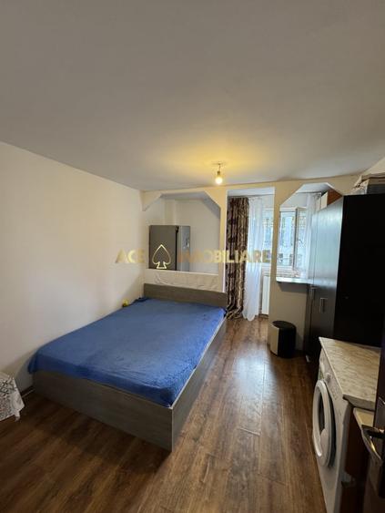 Garsoniera de vanzare | Titan/Ozana | Metrou | mobilata\utilata - 2