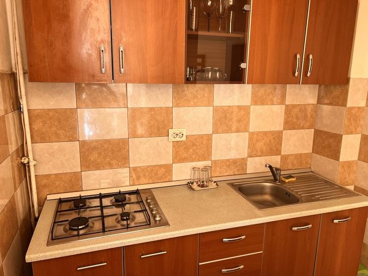 garsoniera Bd V. Milea bl turn et 7 lift  central - 5