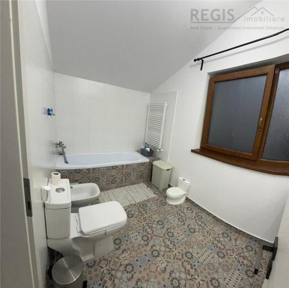 CASA DEOSEBITA 4 CAMERE, CRISTIAN - 1