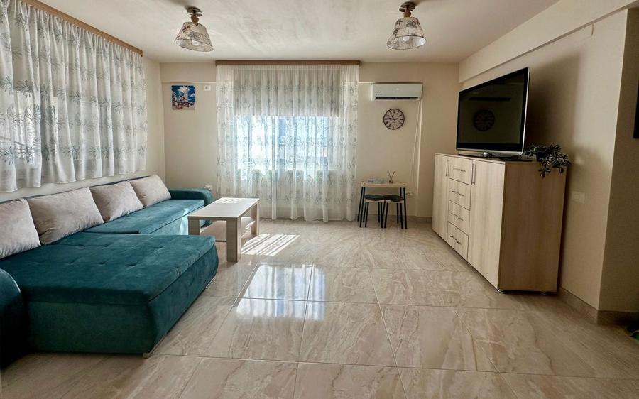 Ap 2 cam, 60mp utili, vedere frontala spre mare, la doar 50m de plaja - 1