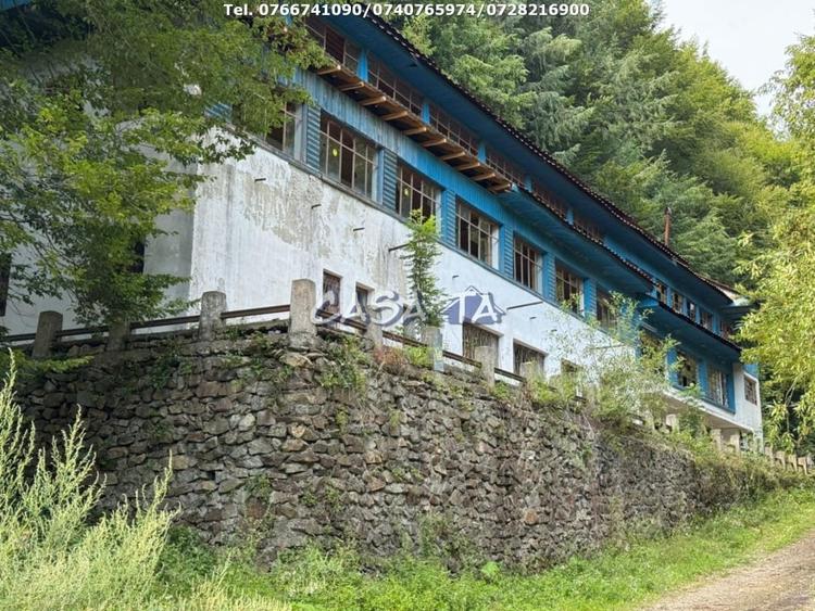 Spatiu Comercial, Comuna Pestisani - 2