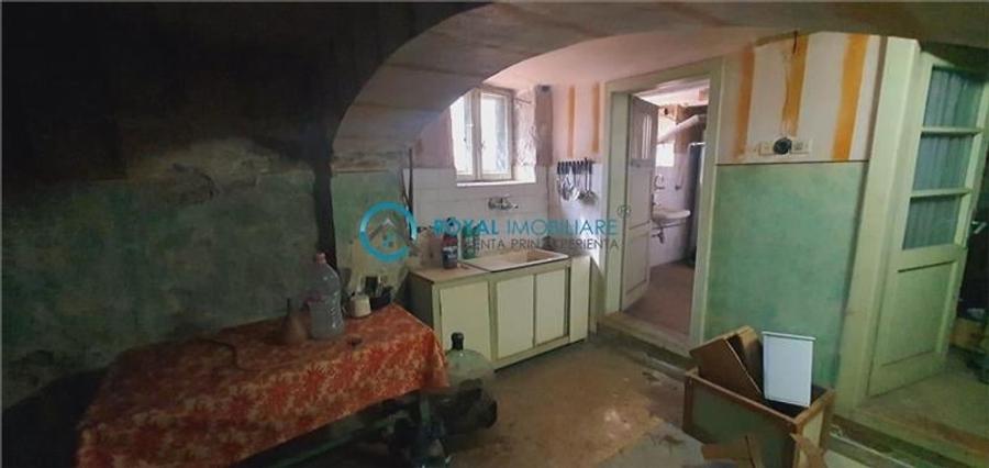 Royal Imobiliare - Vanzare imobil + teren zona Centrala - 11