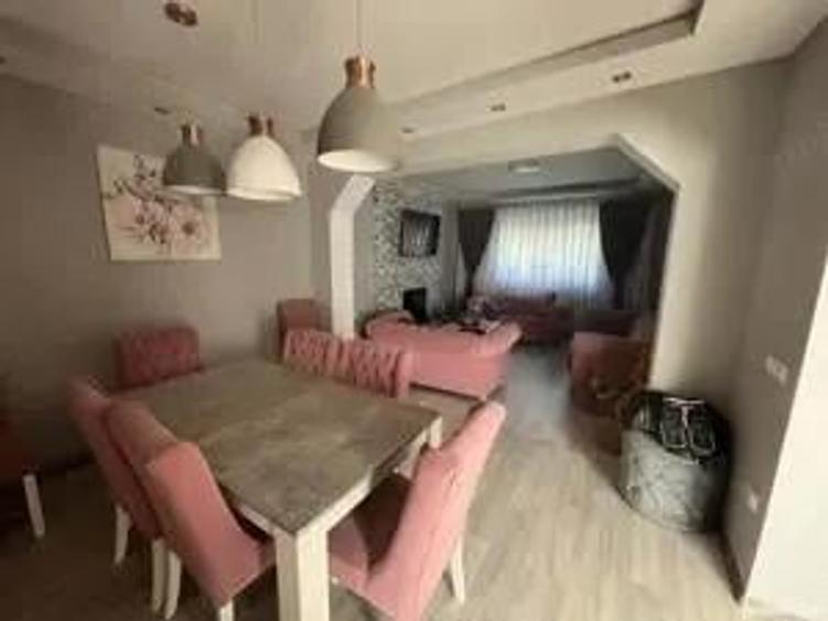 Vand Casa ?i Anexa separate, proaspat renovate modern in Iosia - 7