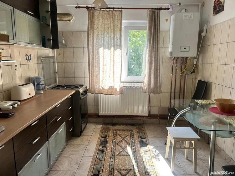 Nou pe piata! 3 decomandate CORNITOIU(BIBESCU),etaj 4,centrala.