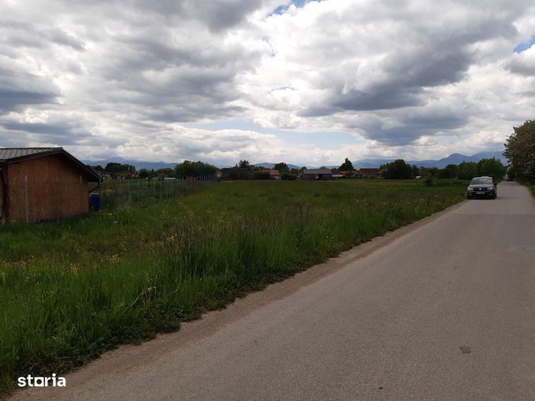 Vand teren intravilan construibil utilitati si asfalt, bine pozitionat - 5