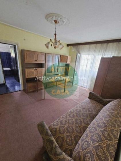Apartament cu 2 camere, zona Liceului Roman Voda Apartament cu 2 camere, zona Liceului Roman Voda