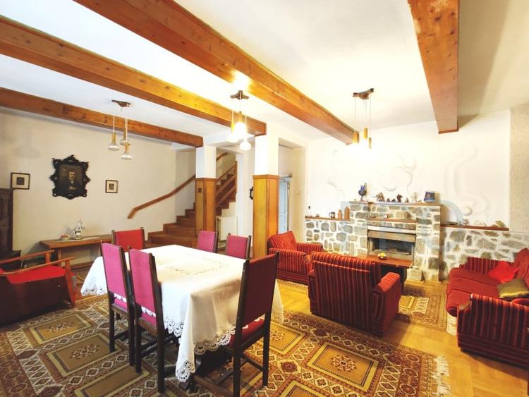 COMISION 0% Casă cuplată/5 camere/garaj/curte/zona Spitalul Cisnădie - 4