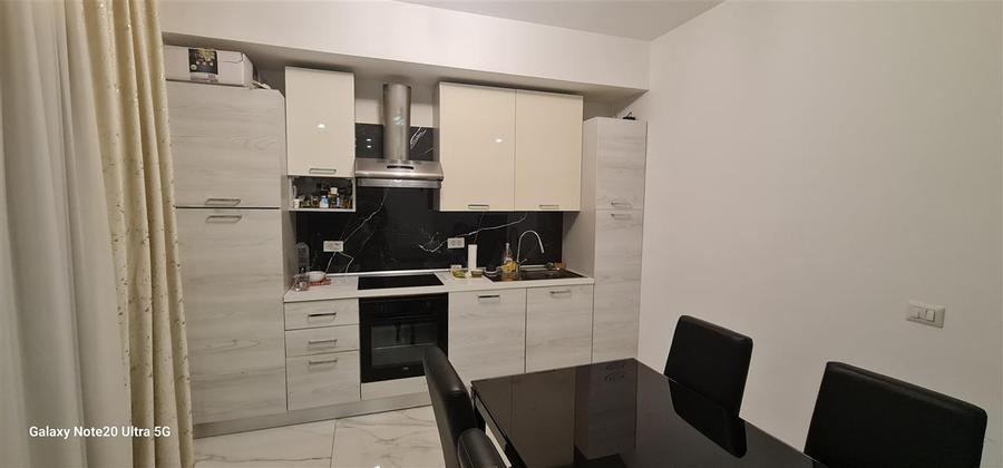 Ap. 2 camere central, zona Teatru, renovat - 5