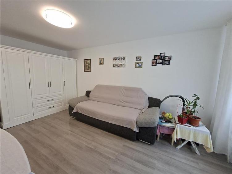 Garsoniera moderna cu pivnita zona Lazaret - 5