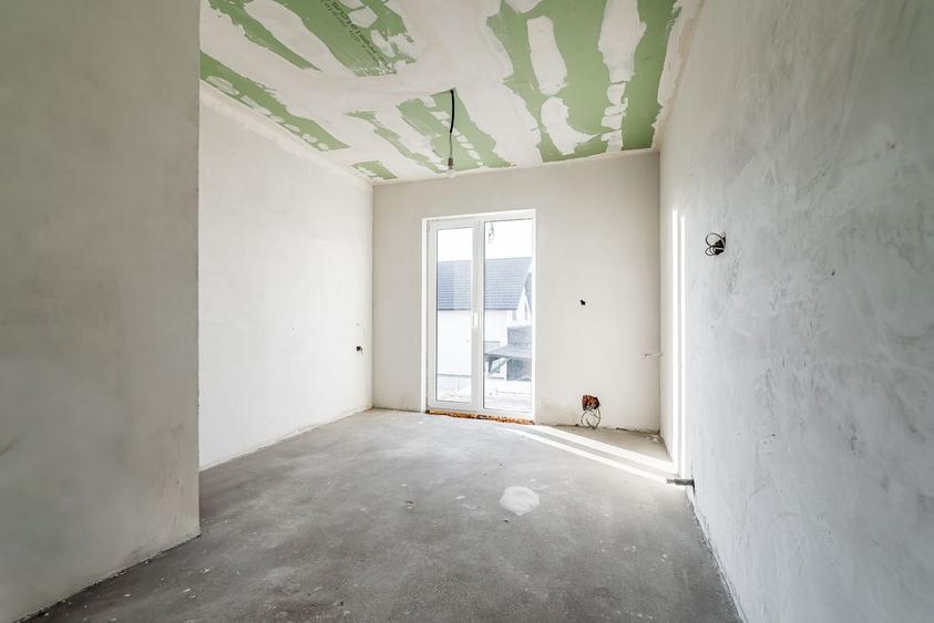 Doua case de vanzare la pret de una in Vladimirescu cartierul Florilor - 11