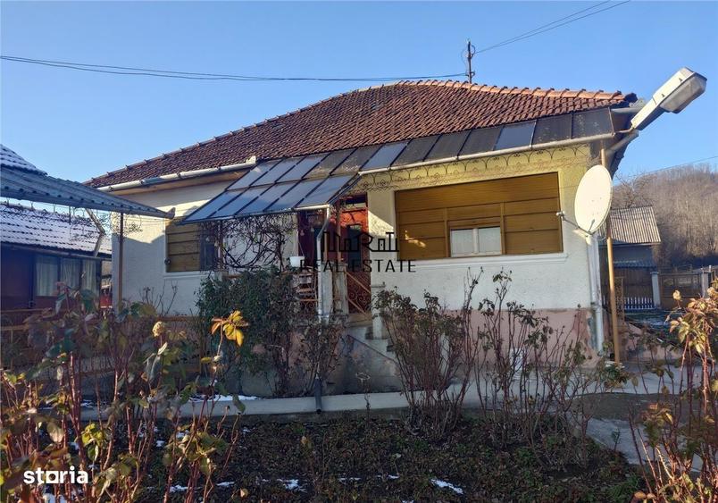 Se vinde Casa si teren cu priveliste, zona rurala - 4
