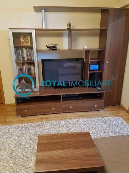 Royal Imobiliare - Vanzare apartament 2 camere zona Piata Mihai Viteazu - 3