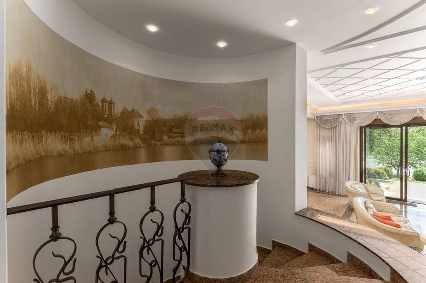 Vila neoromânească cu influențe toscane pe malul lacului Snagov - 16