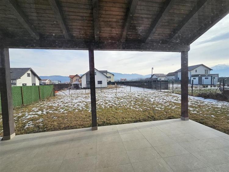 Vila Premium cu 4 camere si vedere panoramica la munti – Cristian + TVA - 14