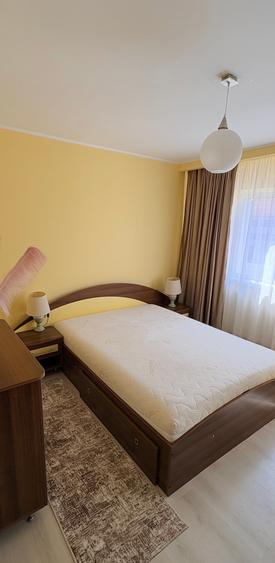 Apartament cu 2 camere decomandat în Ștrand