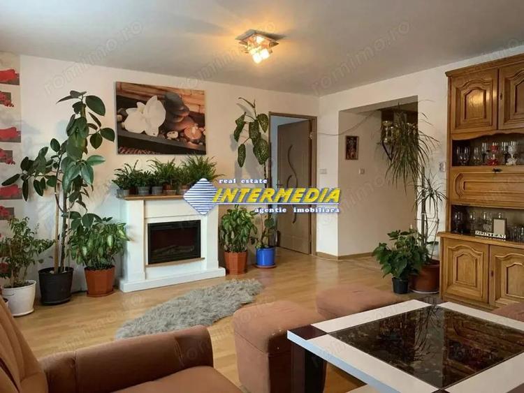 Casa de vanzare P+E Alba Iulia zona Centru finisata pretabila pensiune - 1