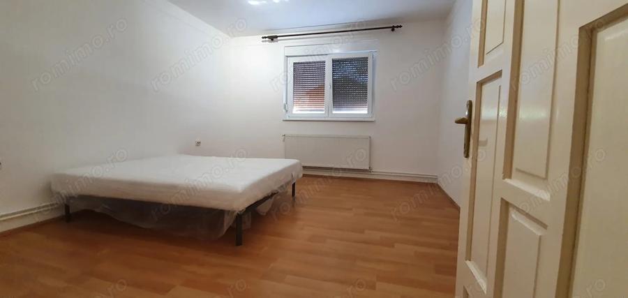 Casa Chisoda,nemobilata,doua camere,aproape de Centru si mijlocul de transport. - 8